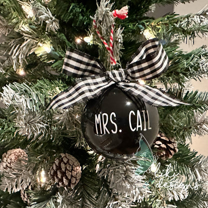 2.5" Black Farmhouse Ornament