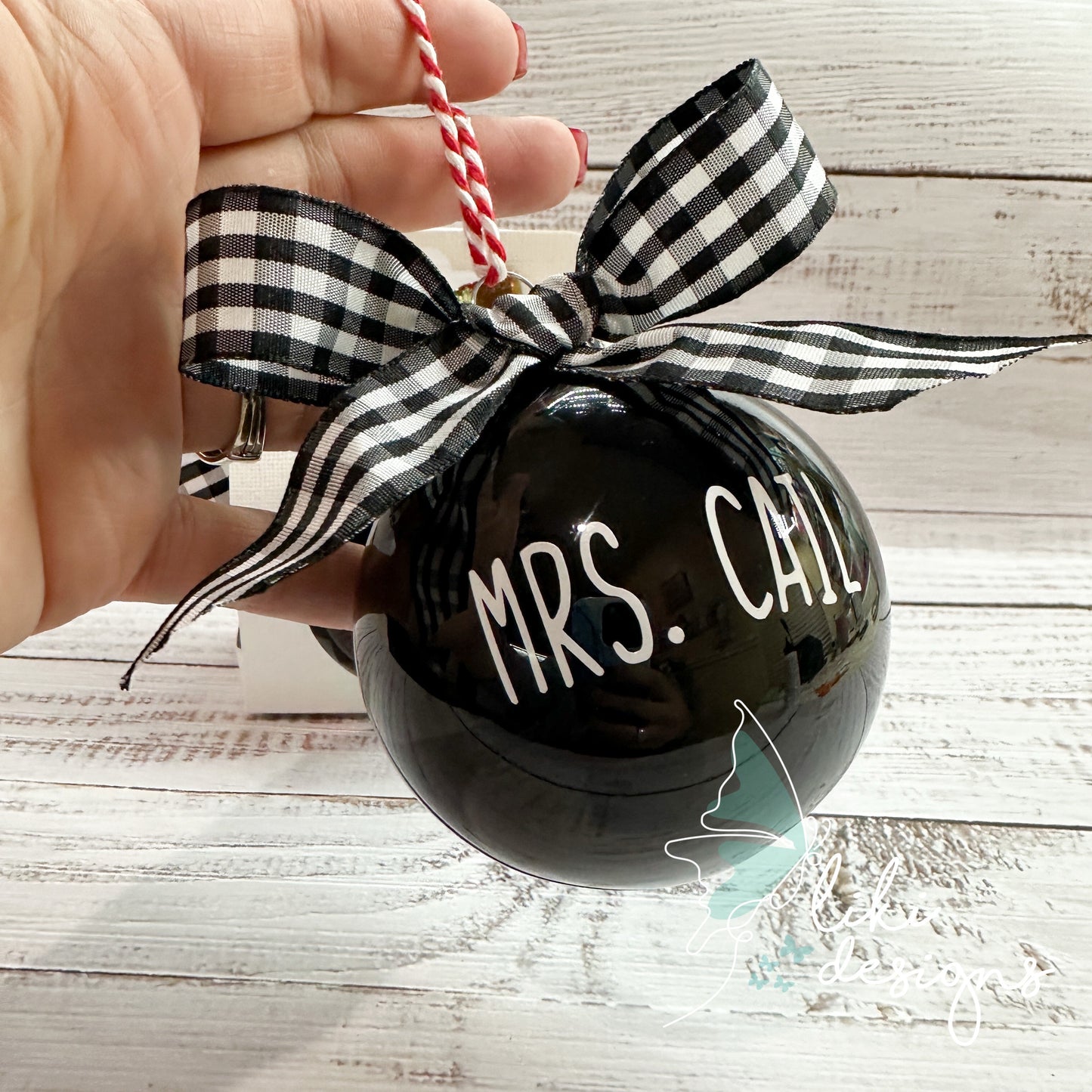 2.5" Black Farmhouse Ornament